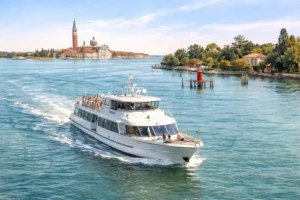 venice_ferry_watercolor_very_small